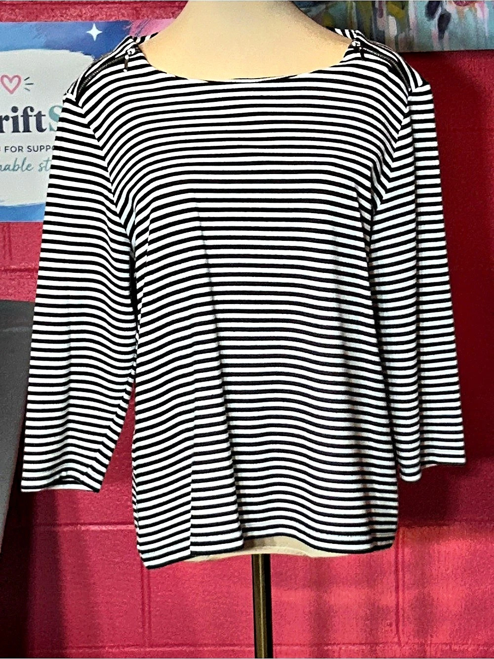 chico's Striped Long Sleeve Top in Black & White Size 2 Like New